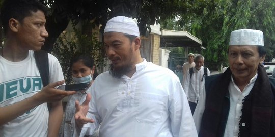 Saat pengurus diubah, Ustaz Sambo mundur sebagai ketua presidium 212