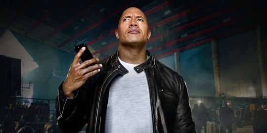 Siri bintangi sebuah film bersama The Rock