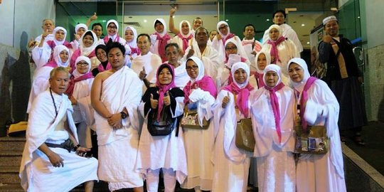 Menengok nasib jamaah umrah usai First Travel ditutup OJK