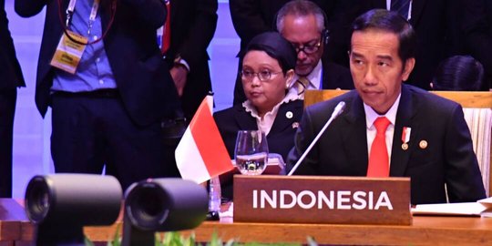 Sinyal Jokowi bakal depak PAN dari koalisi