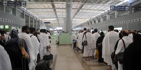 Jemaah haji Pakistan jadi rombongan pertama yang tiba di Jeddah