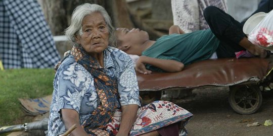 Bansos diubah non tunai buat kemiskinan era Jokowi sulit hilang