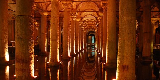 Keindahan Basilica Cistern, istana tenggelam di bawah tanah Istanbul