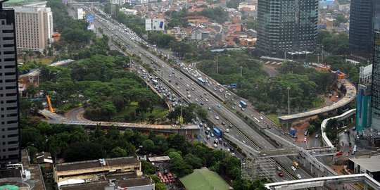 Besok, Simpang Susun Semanggi diuji coba untuk kendaraan pribadi