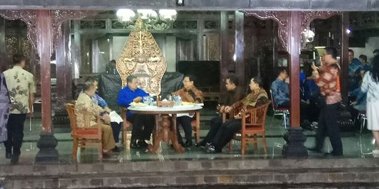 SBY dan Prabowo sepakat tingkatkan komunikasi tanpa bentuk koalisi