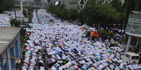 Presidium 212 akan long march ke MK usai salat Jumat di Istiqlal