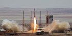 Iran sukses luncurkan roket pembawa satelit 250 kilogram