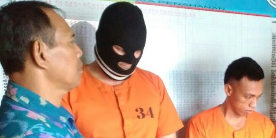 Polisi tangkap bule Belanda dan tukang sate pengguna narkoba
