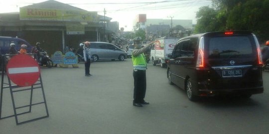 Urai kemacetan, sistem jalan satu arah diuji coba di Depok