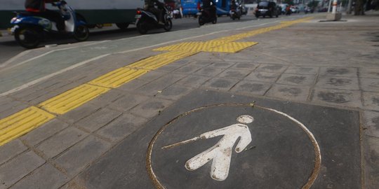 Wajah baru jalur pedestrian di Jatinegara