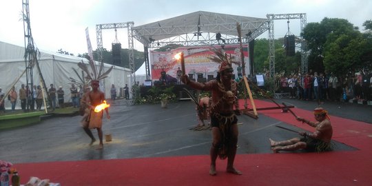 Tarian Balalap Api, simbol perjuangan suku Dayak melawan penjajah