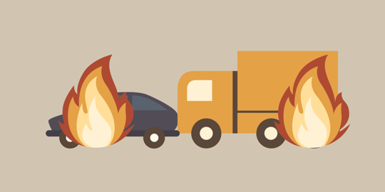 Kecelakaan maut mobil bermuatan minyak terbakar, 5 orang tewas