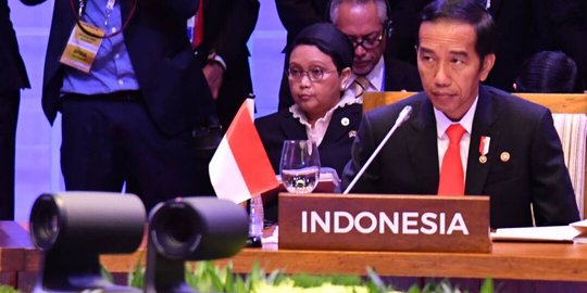 Kunjungan kerja di Yogya, Jokowi perkenalkan Vaksin MR untuk rubella