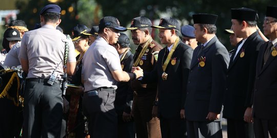 Kajati dan Sekda dapat penghargaan dari Kapolda Jawa Barat