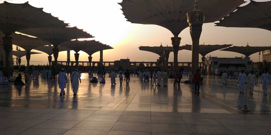 Cara agar tak tersesat jalan pulang usai salat di Nabawi