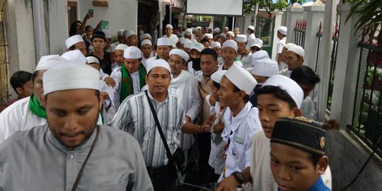 Pengacara Rizieq: Habib siap diperiksa, umatnya yang belum siap