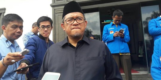 Selain lahan, proyek LRT juga terkendala izin dari Aher