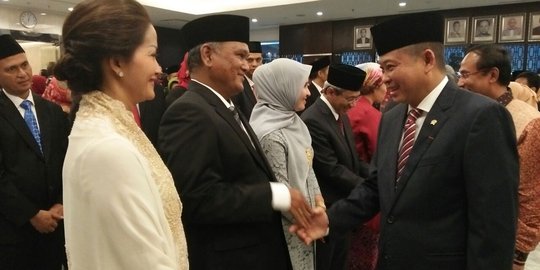 Menteri Jonan copot Dirjen Migas Wiratmaja Puja