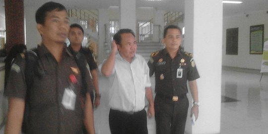 Korupsi pengadaan buku, eks Kepala BPAD Sumut ditahan