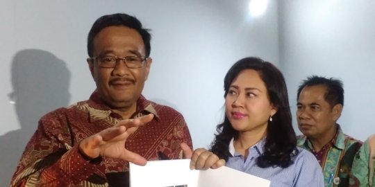 Terbang ke Moskow untuk promosi wisata, Djarot didampingi istri