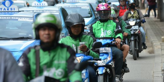 Indef sebut 43 persen driver ojek online berasal dari pengangguran