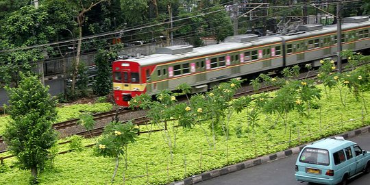 Kajian awal kereta sedang Jakarta-Surabaya diserahkan pekan depan