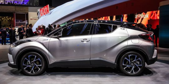 Menanti kejutan kedua Toyota C-HR di GIIAS 2017