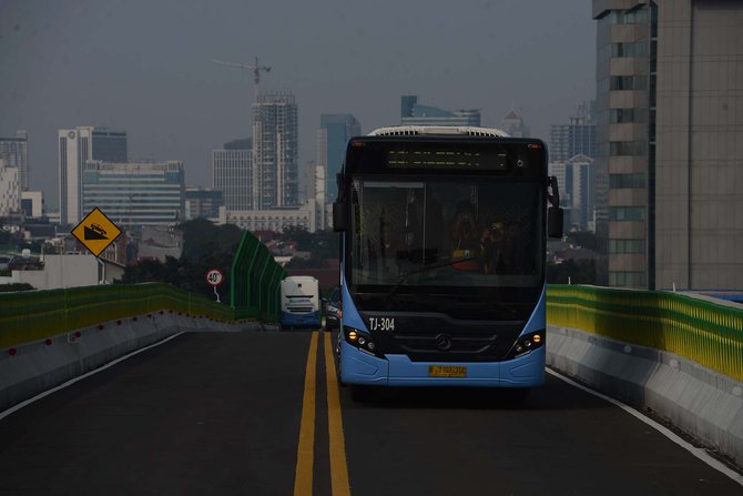 uji coba transjakarta koridor tendean ciledug