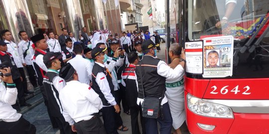 Penyuluhan kesehatan jemaah haji dilakukan di bus dan pemondokan