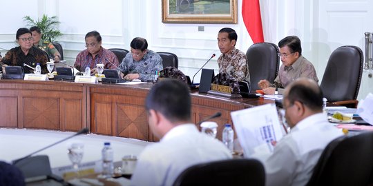 Ekonomi tumbuh di atas 5 persen, ini reaksi Jokowi dan JK
