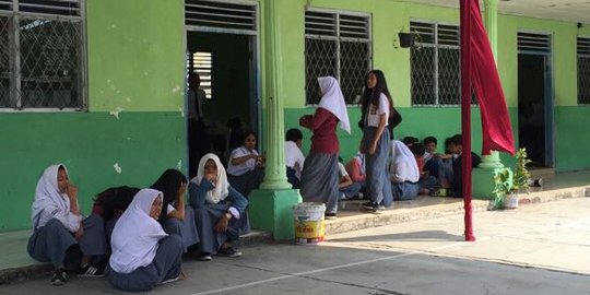 72 Pelajar SMA Negeri 10 Bekasi 'dibuang' sampai tak 