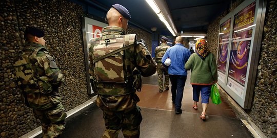 Polisi tangkap penabrak tentara Prancis di Levallois-Perret