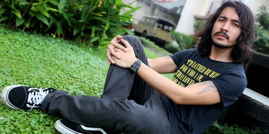 Bawa satu paket ganja, Ello ditangkap di Jagakarsa
