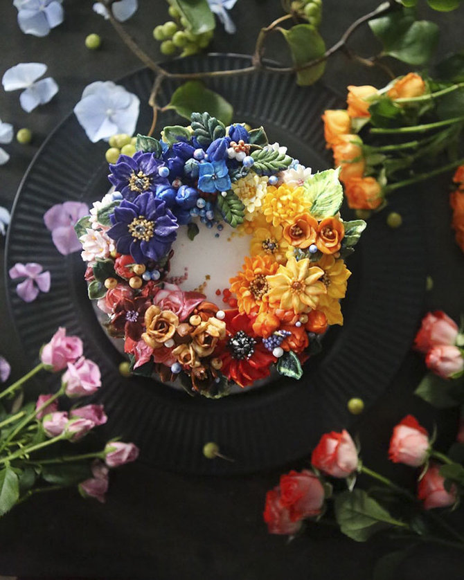 kue dengan bunga butter cream karya atelier soo
