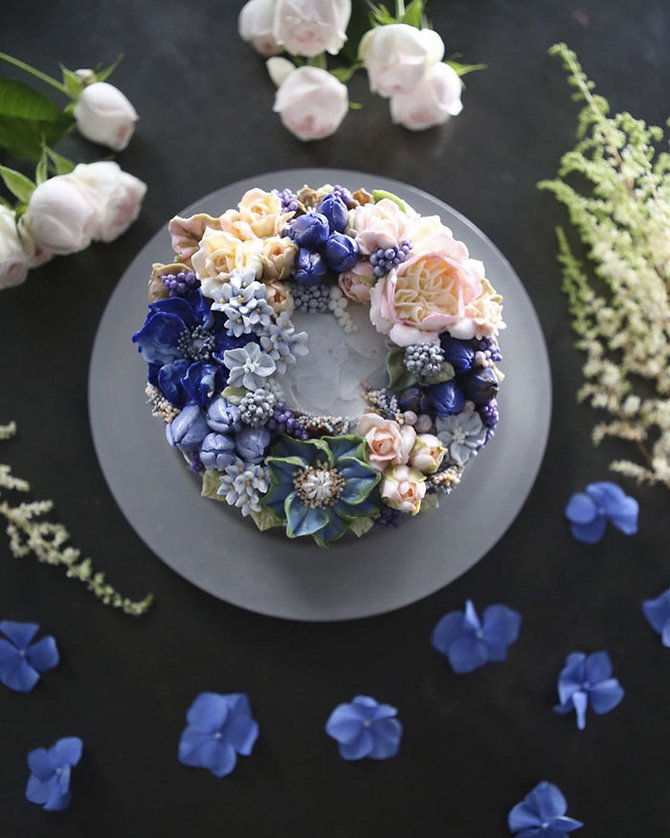 kue dengan bunga butter cream karya atelier soo