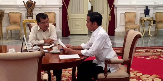 Cara Jokowi dan JK menjawab tudingan pemerintah diktator