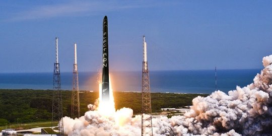 4 perusahaan ini bisa bawa anda melancong ke luar angkasa, tertarik?