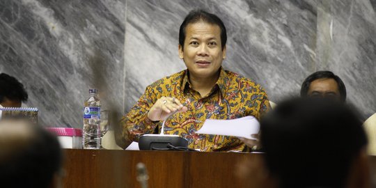 Pimpinan DPR: Gedung DPR sudah miring, perlu renovasi menyeluruh