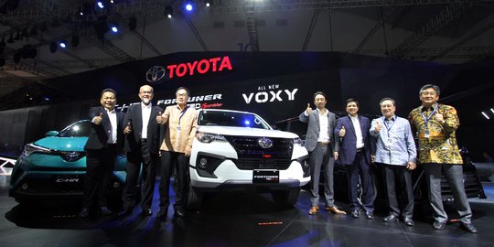 Toyota luncurkan All New Voxy dan dua jagoan lain di GIIAS 2017