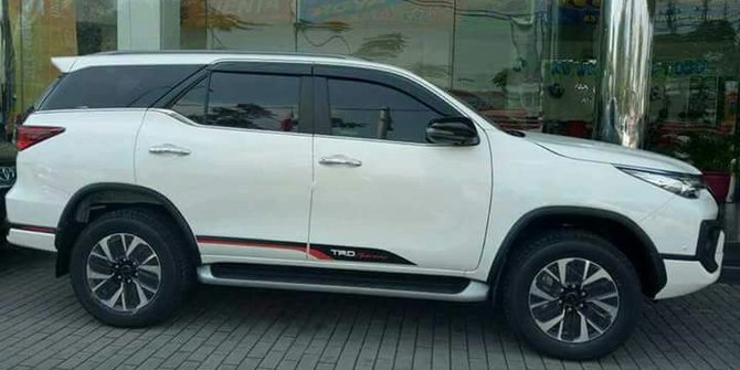 New Fortuner TRD Sportivo lebih mahal Rp 12 Juta dari VRZ 