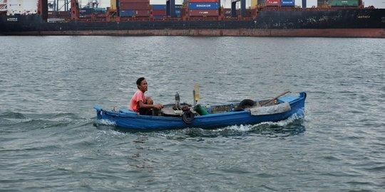 DPR sarankan agar program tol laut Jokowi diserahkan ke swasta