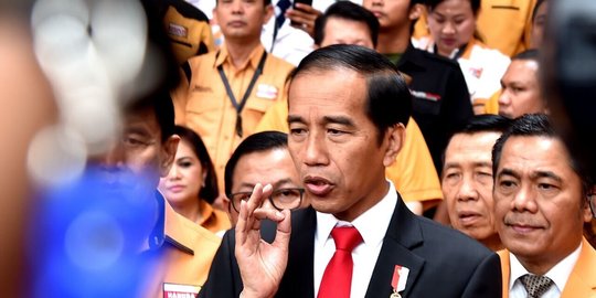 Jokowi minta relawan sampaikan nilai-nilai positif
