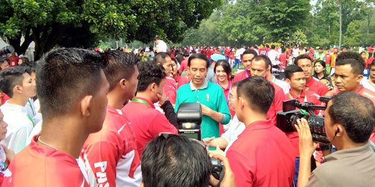 Jokowi minta mahasiswa posting soal Pancasila & keragaman di medsos