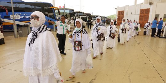 Jemaah haji Indonesia gelombang kedua tiba di Jeddah