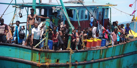 Dikawal TNI, 33 warga Sri Lanka dievakuasi ke Rudenim Belawan