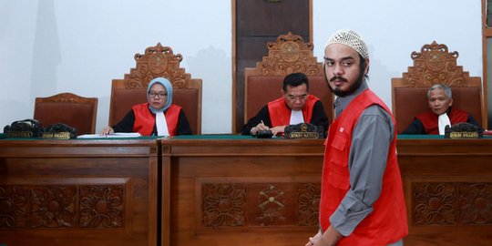 Manajer dan Ketua Artis Indonesia gagal bertemu Rio Reifan di Polres