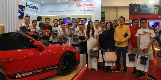 Pelindung Cat Wetgloss Ramaikan GIIAS 2017