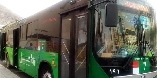 Mencoba bus shalawat di Makkah, layanannya 24 jam