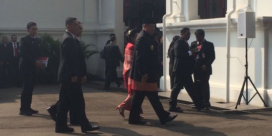 Perdana, SBY dan Ani Yudhoyono hadiri upacara HUT RI di Istana