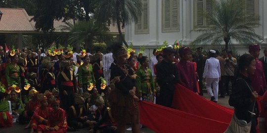 Perayaan HUT RI ke-72 di Istana kembali digelar kirab bendera pusaka